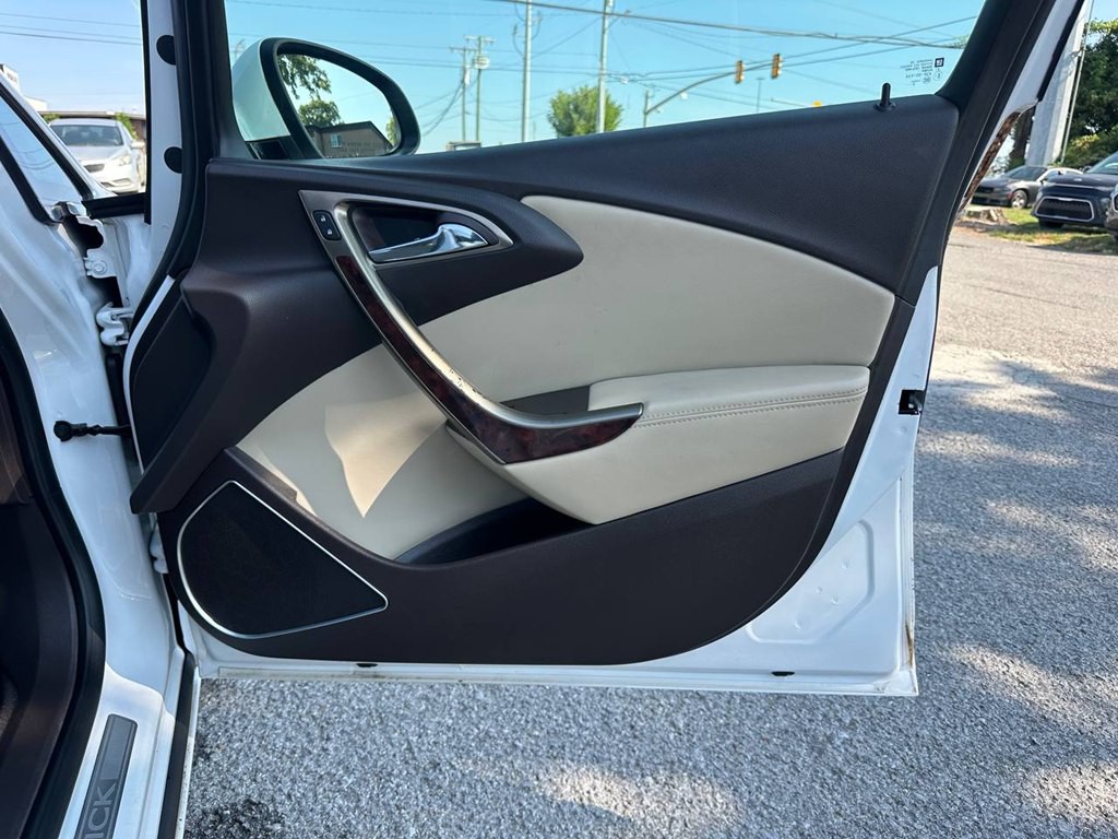 2014 Buick Verano Image 26