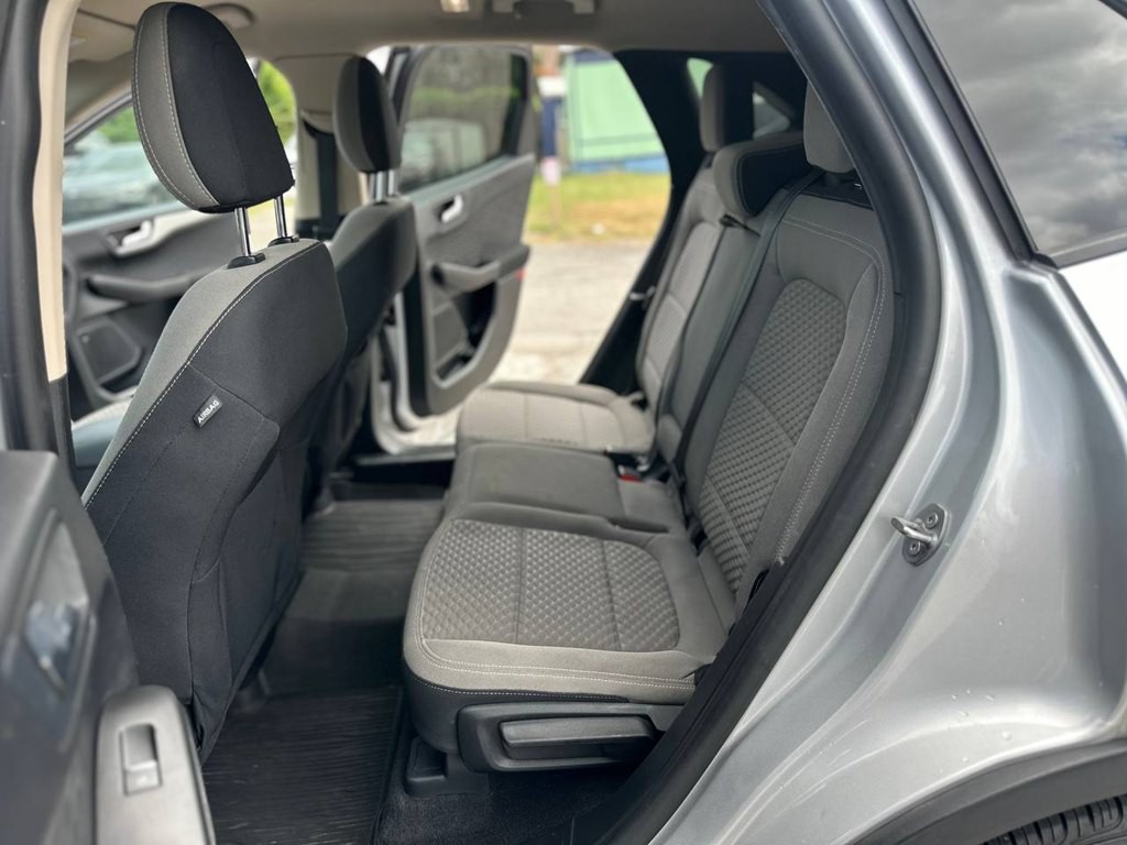 2020 Ford Escape Image 17