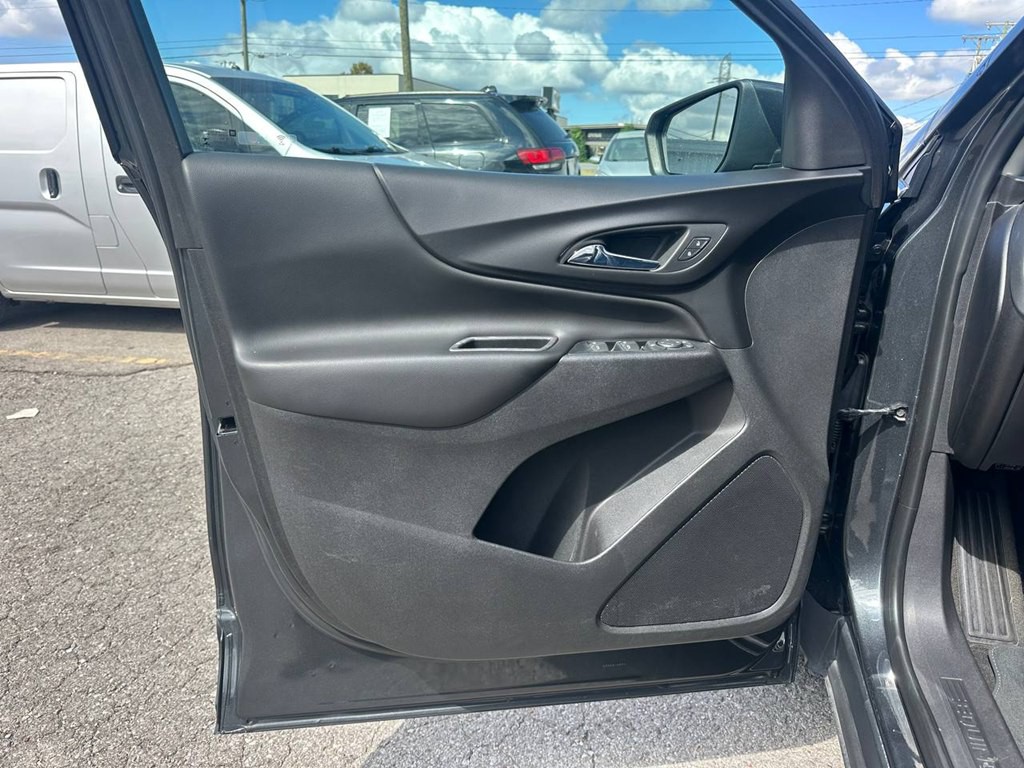 2019 Chevrolet Equinox Image 32