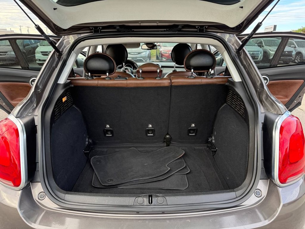 2016 FIAT 500 Image 18