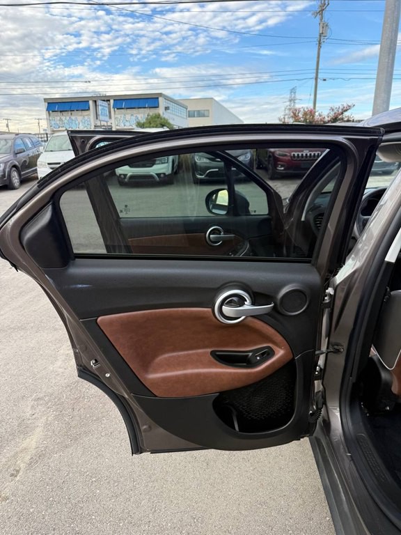 2016 FIAT 500 Image 22
