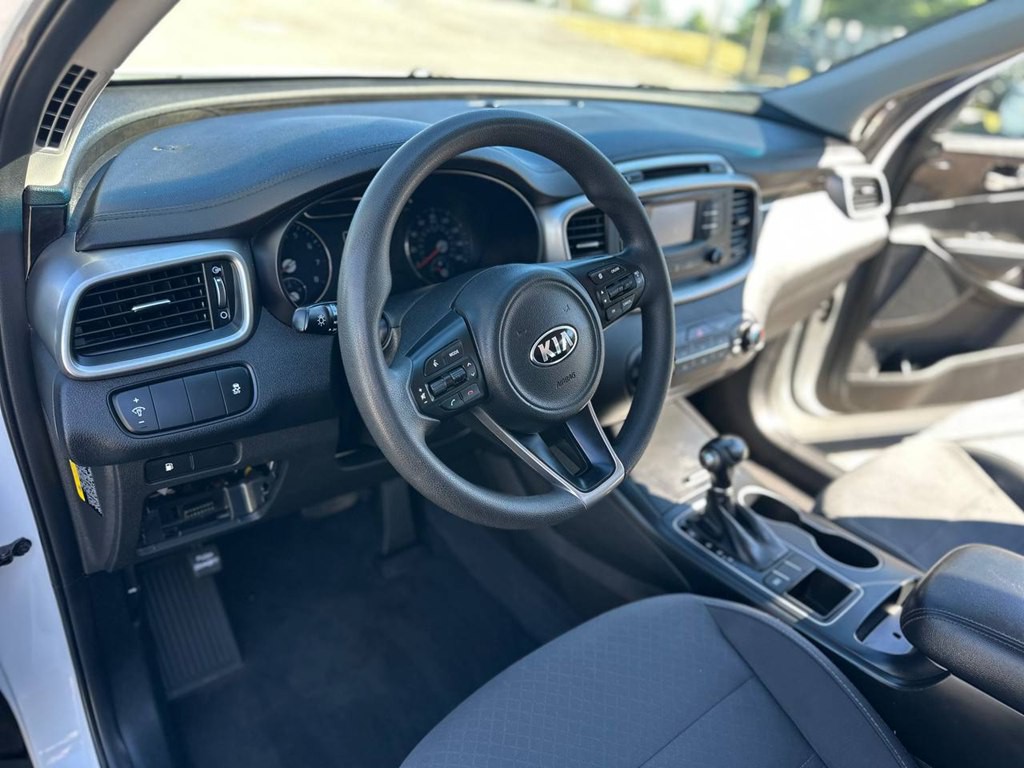 2017 Kia Sorento Image 15