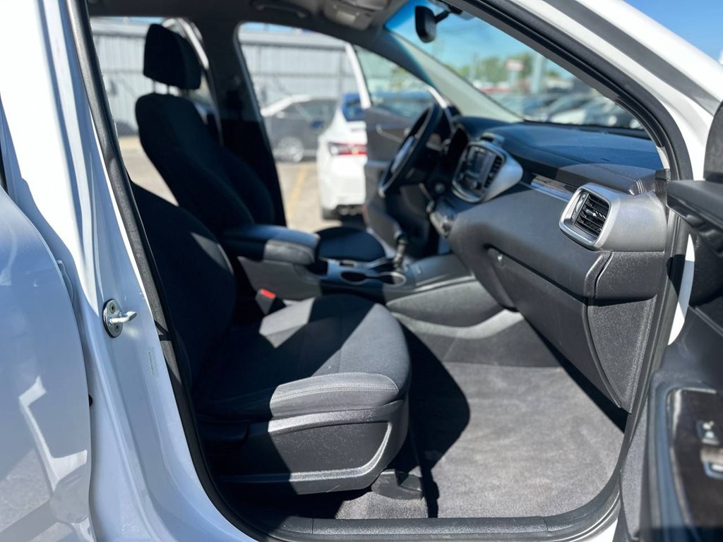 2017 Kia Sorento Image 23