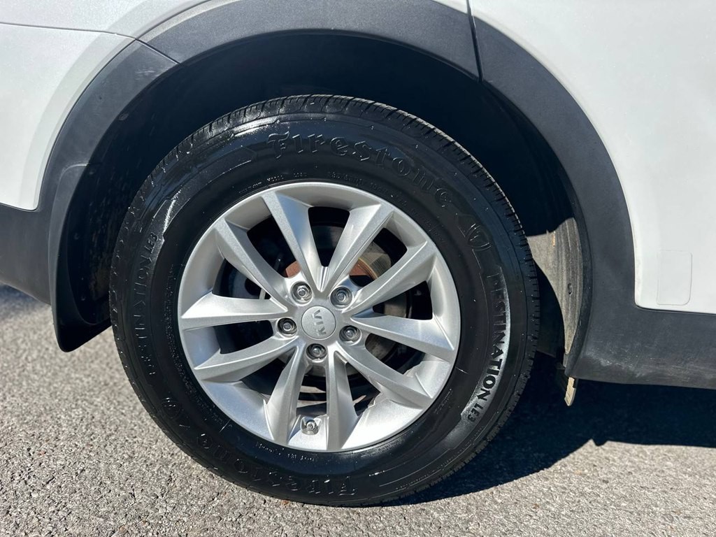 2017 Kia Sorento Image 28