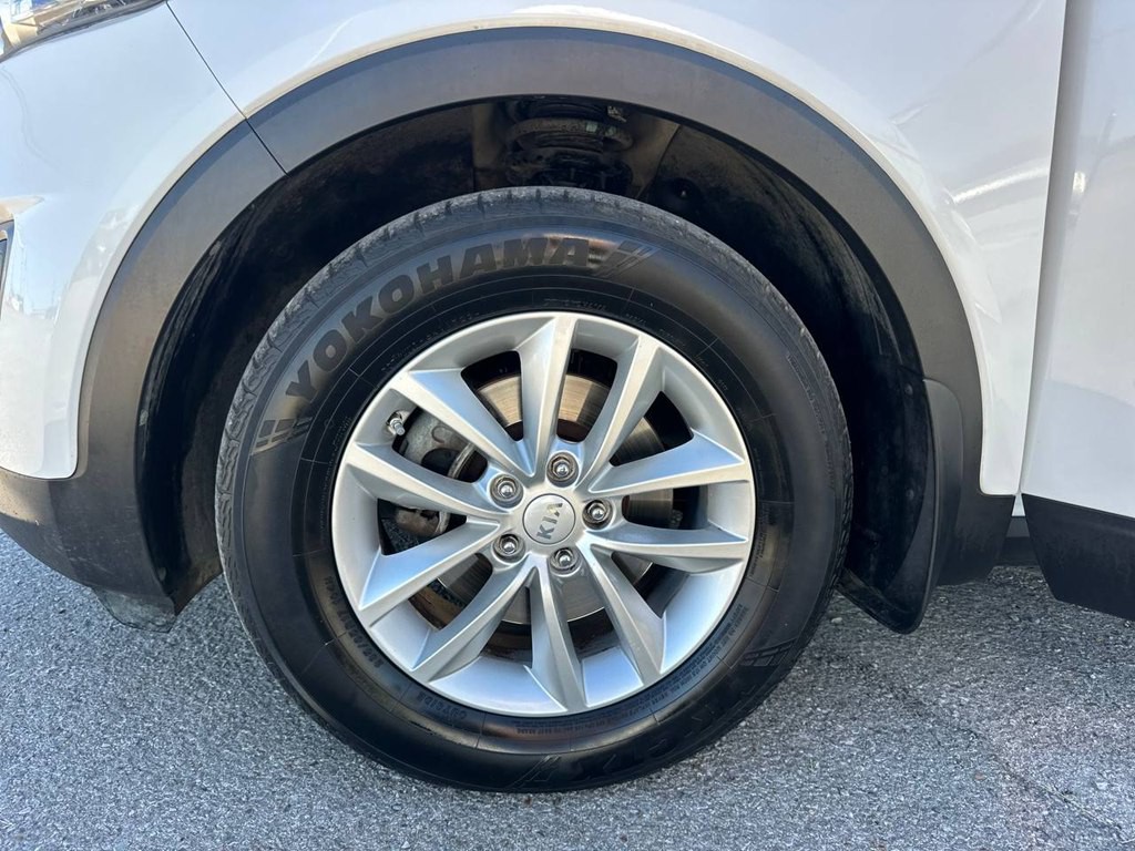 2017 Kia Sorento Image 29