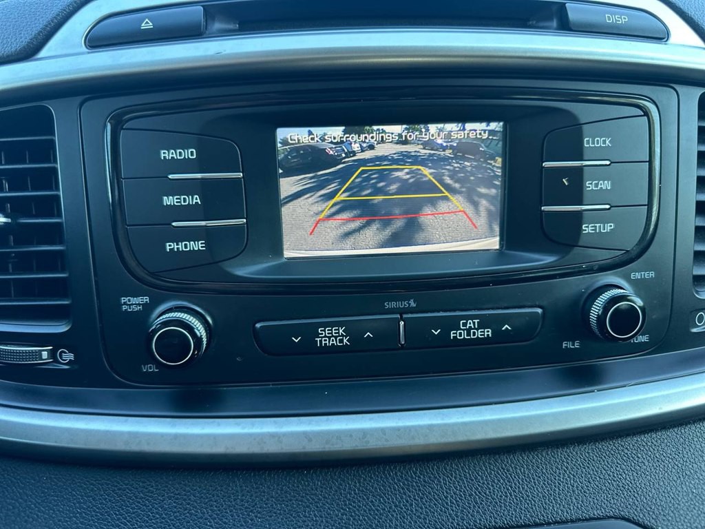 2017 Kia Sorento Image 31