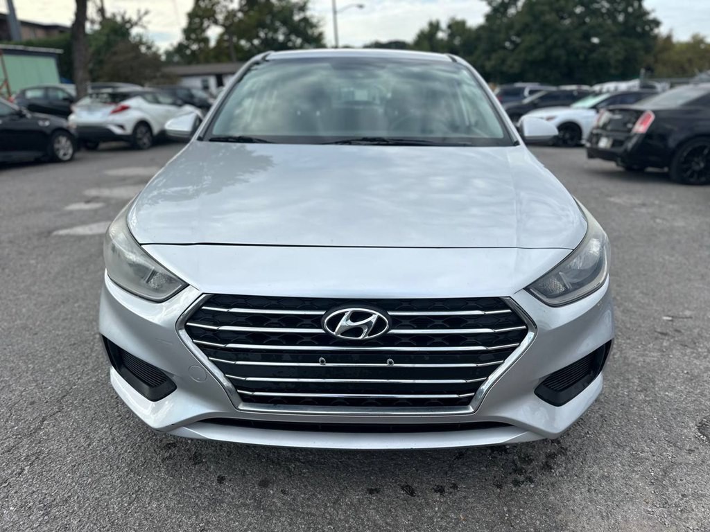 2019 Hyundai Accent Image 3