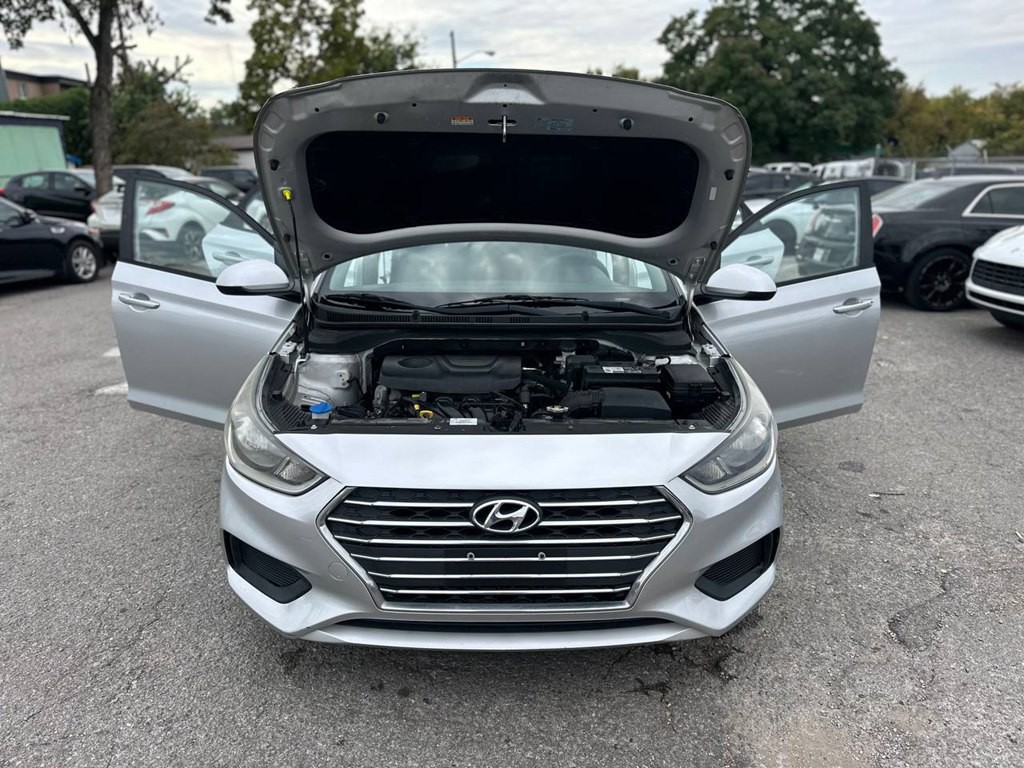 2019 Hyundai Accent Image 11