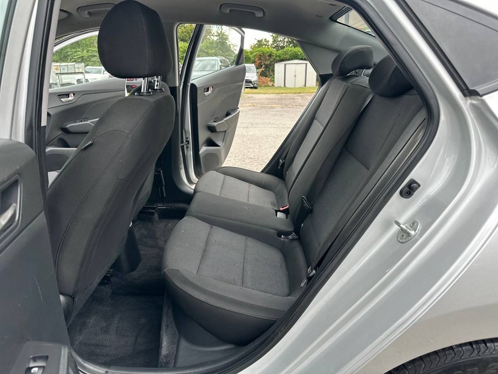 2019 Hyundai Accent Image 16