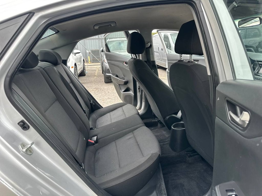 2019 Hyundai Accent Image 18