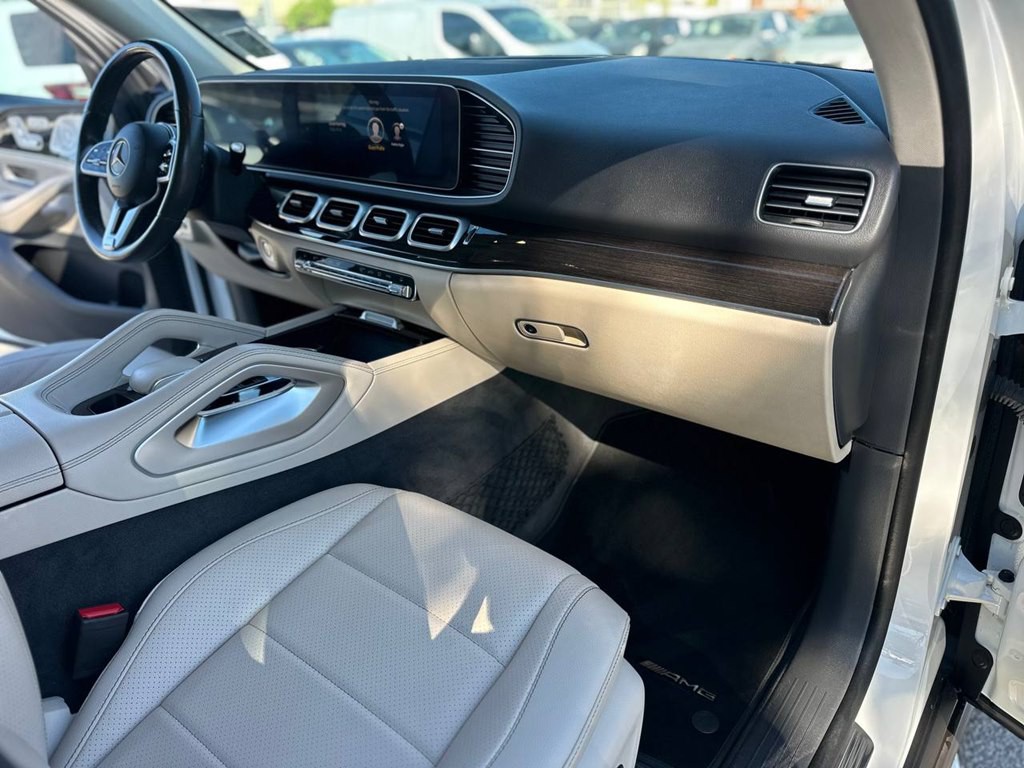 2020 Mercedes-Benz GLE-Class Image 25