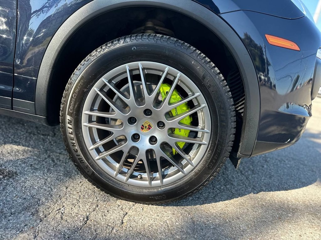 2016 Porsche Cayenne Image 27
