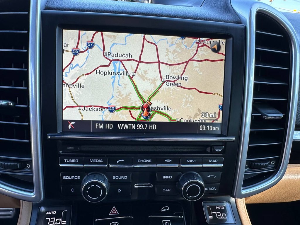 2016 Porsche Cayenne Image 34