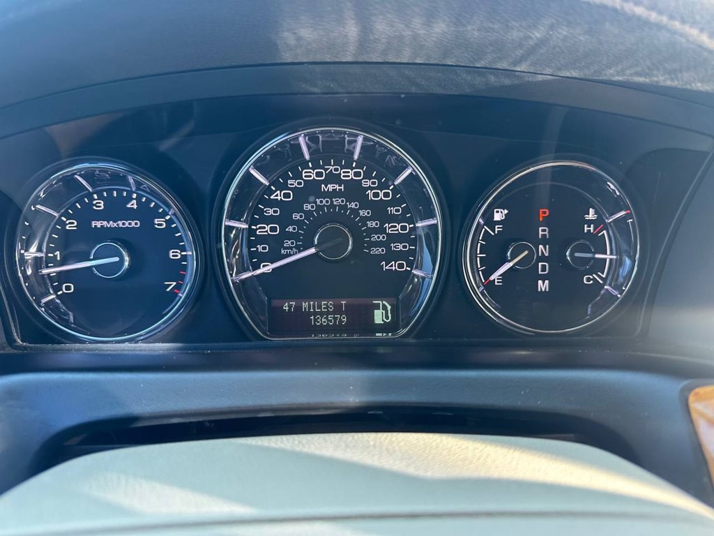 2012 Lincoln MKS Image 33