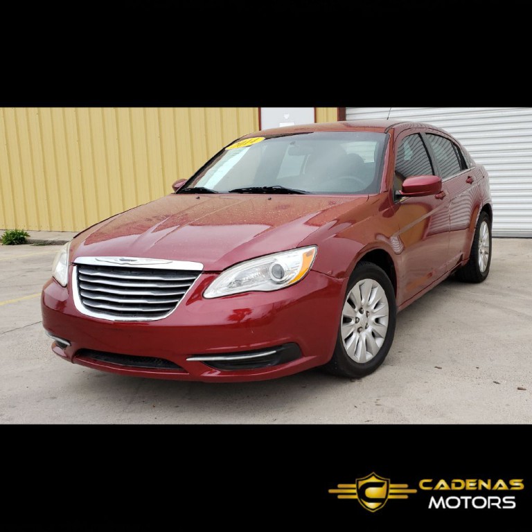 2014 Chrysler 200 Image 1