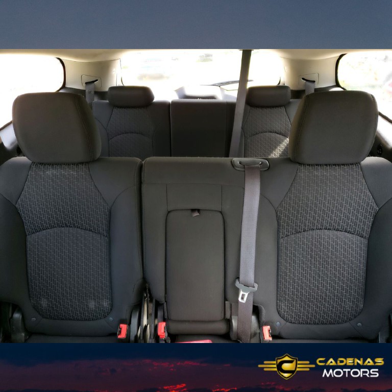 2011 Chevrolet Traverse Image 5