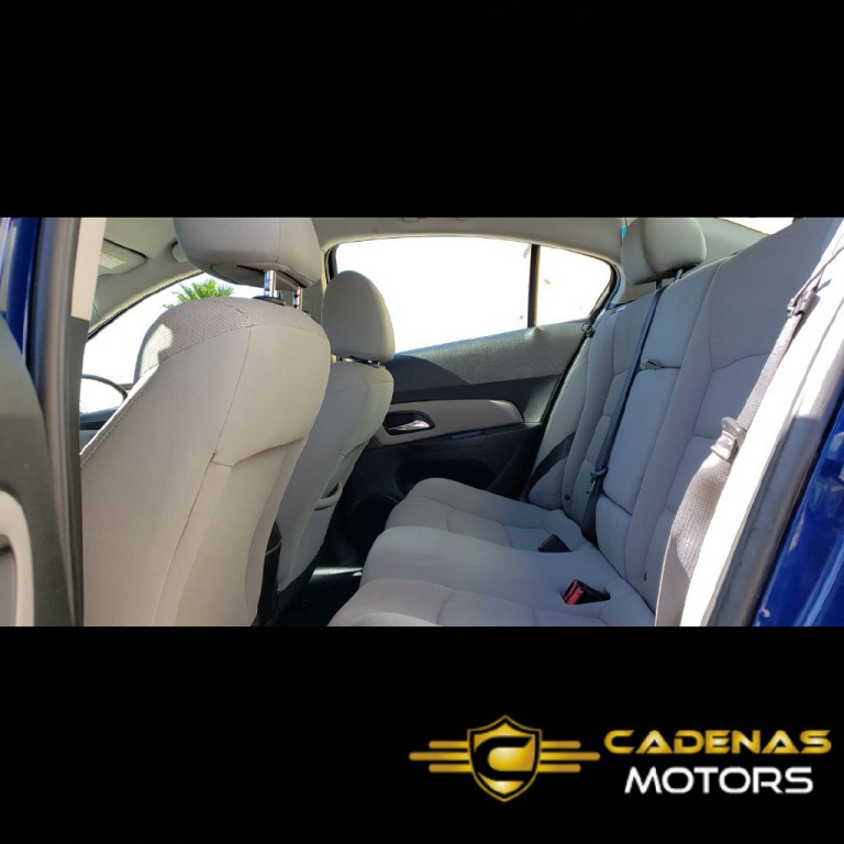 2012 Chevrolet Cruze Image 7