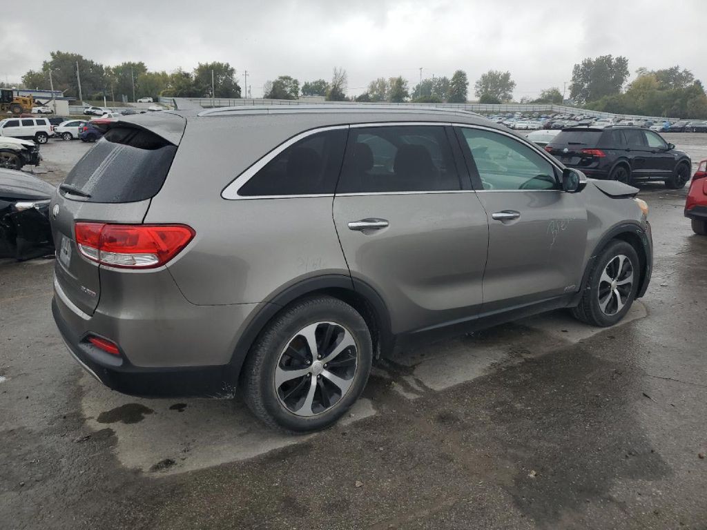 2016 Kia Sorento Image 4