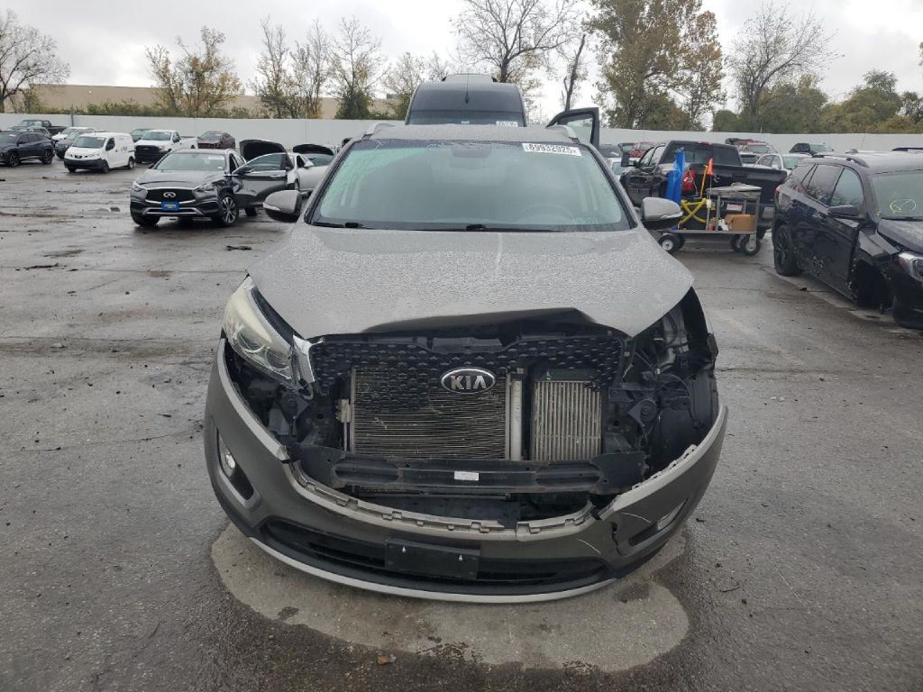 2016 Kia Sorento Image 5