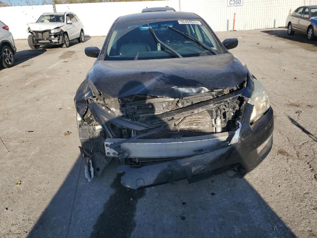 2013 Nissan Altima Image 5