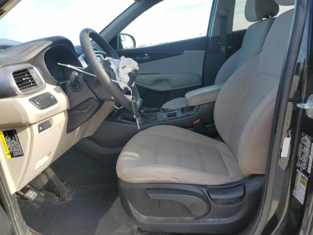 2016 Kia Sorento Image 7