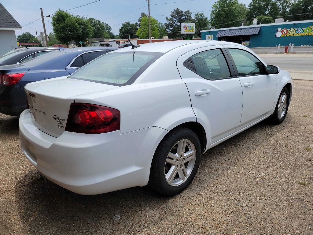 2013 Dodge Avenger Image 6