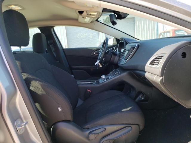 2015 Chrysler 200 Image 12