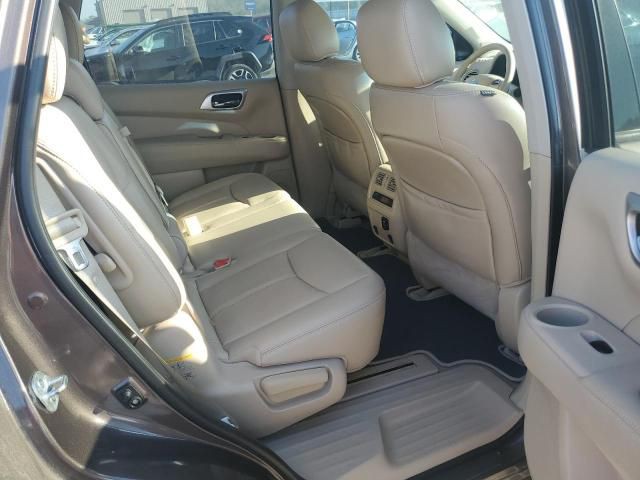 2015 Nissan Pathfinder Image 9