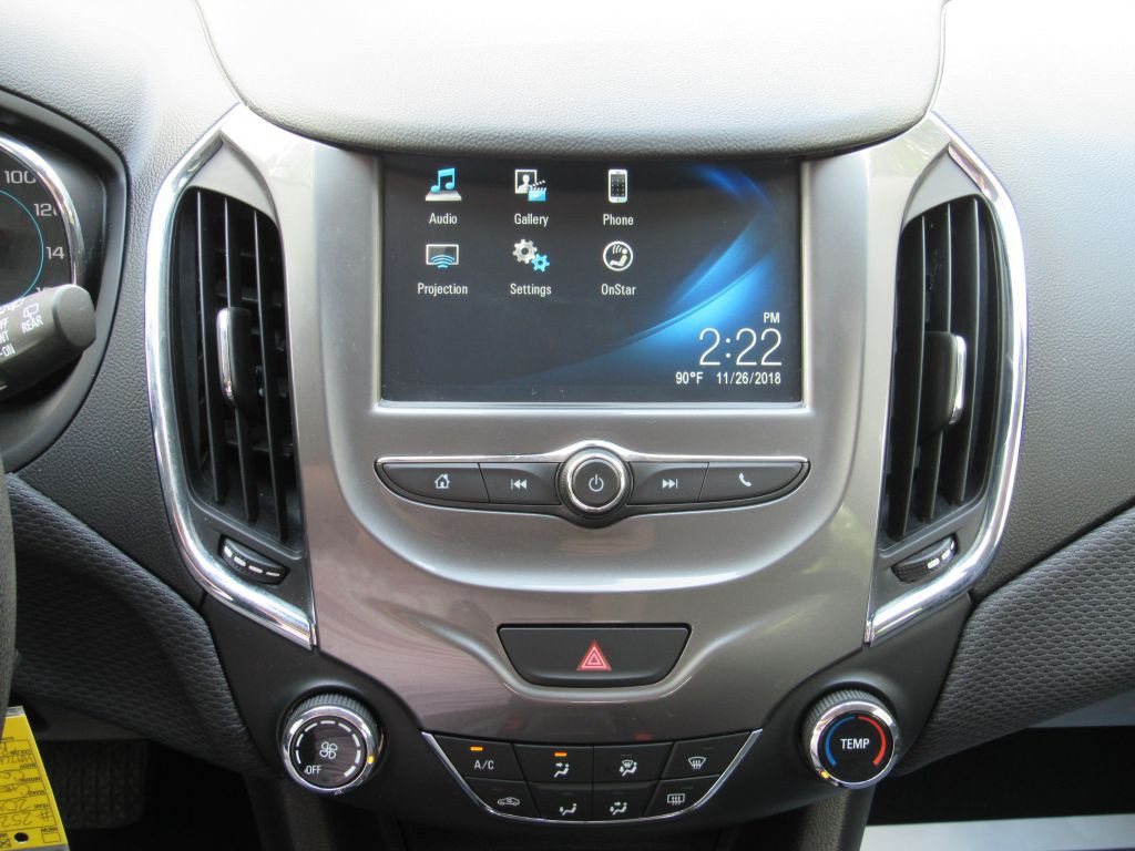 2018 Chevrolet Cruze Image 19