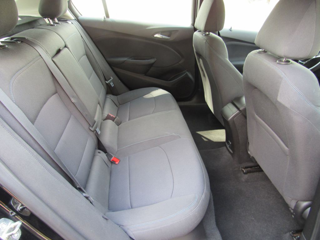 2018 Chevrolet Cruze Image 22