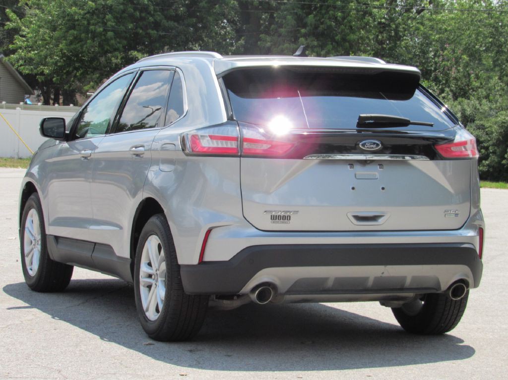 2020 Ford Edge Image 9