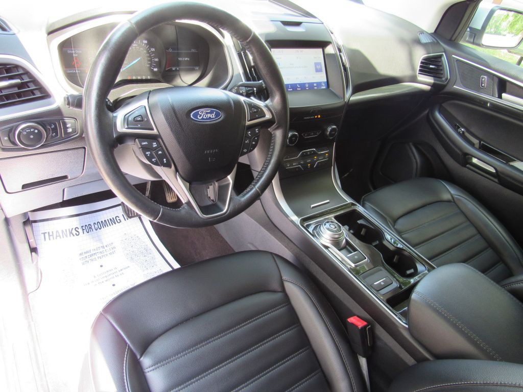 2020 Ford Edge Image 15