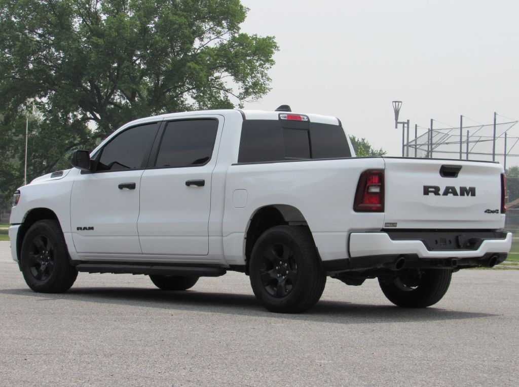 2025 RAM 1500 Image 10
