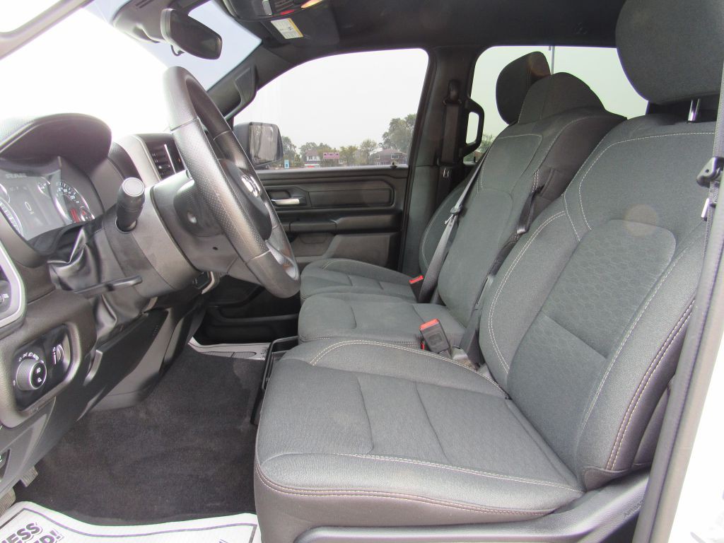 2025 RAM 1500 Image 13