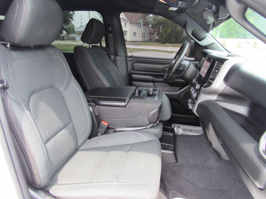 2025 RAM 1500 Image 21