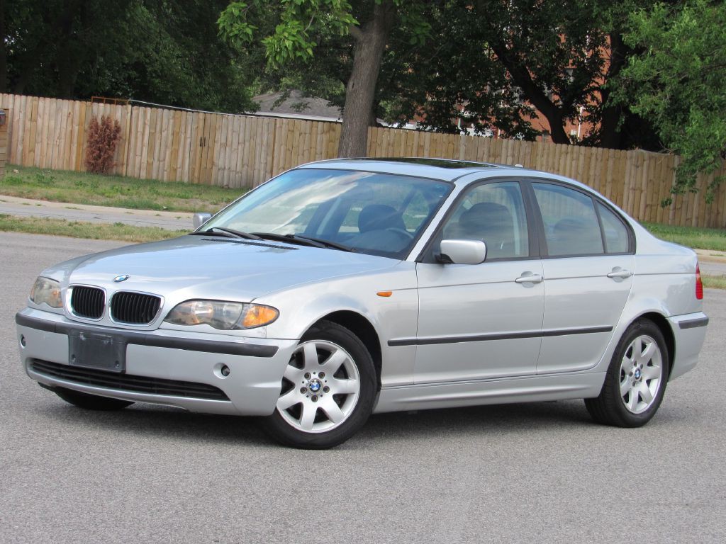 2005 BMW 3 Series Image 3