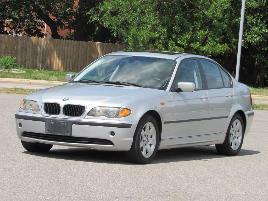 2005 BMW 3 Series Image 13