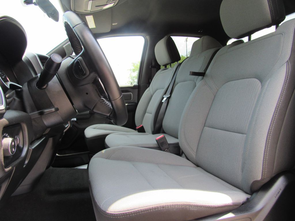 2021 RAM 1500 Image 14