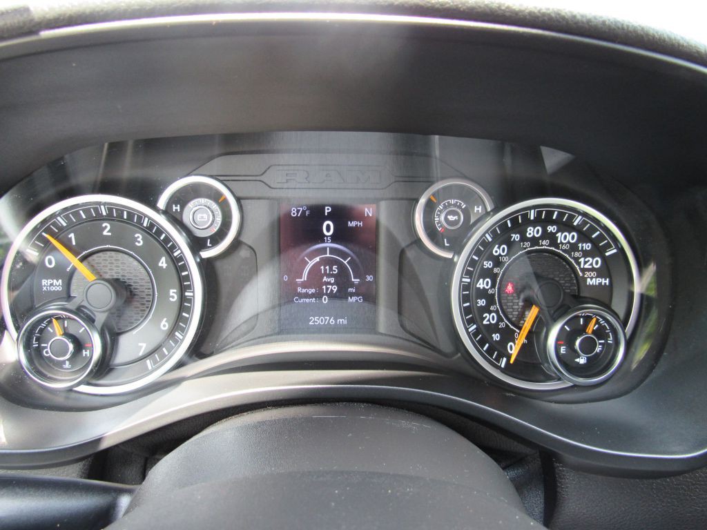 2021 RAM 1500 Image 17
