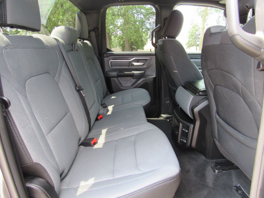 2021 RAM 1500 Image 24