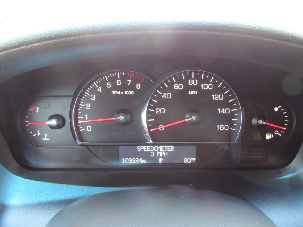 2008 Cadillac SRX Image 18