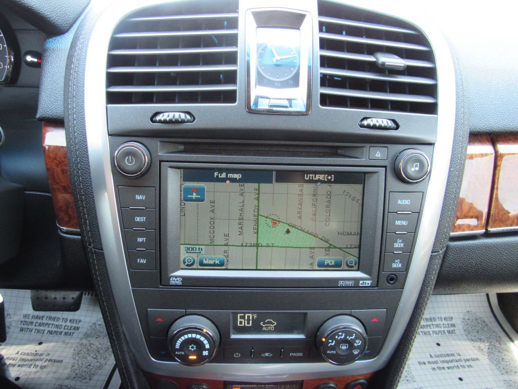 2008 Cadillac SRX Image 21