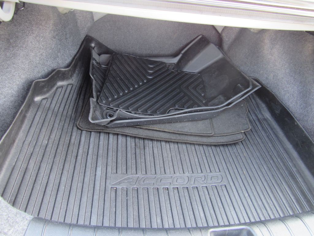 2014 Honda Accord Image 23