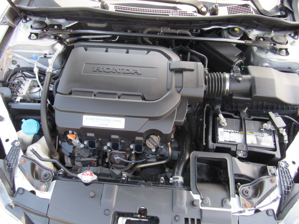 2014 Honda Accord Image 24