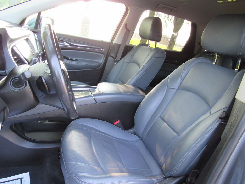 2021 Buick Enclave Image 14