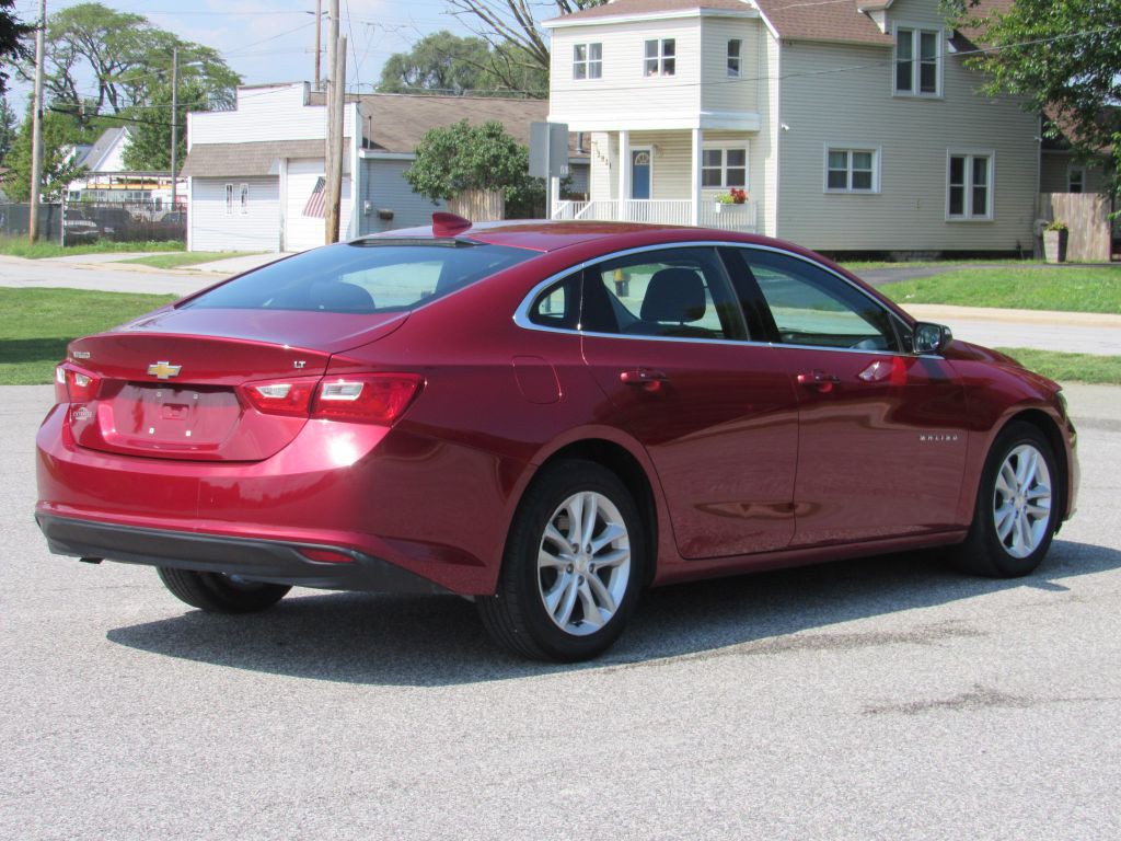 2018 Chevrolet Malibu Image 7