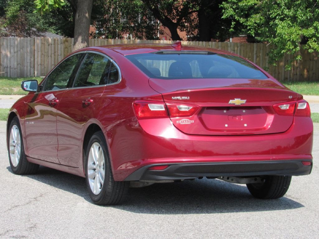 2018 Chevrolet Malibu Image 9