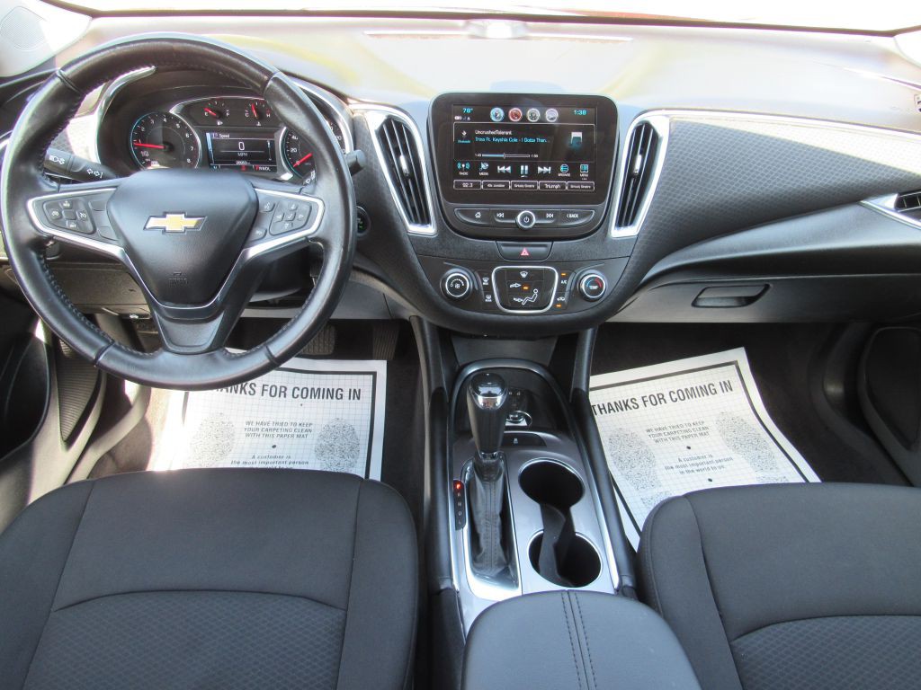 2018 Chevrolet Malibu Image 16