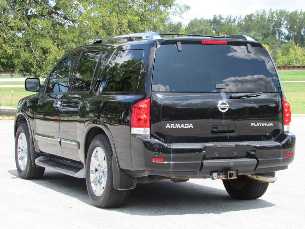 2011 Nissan Armada Image 9