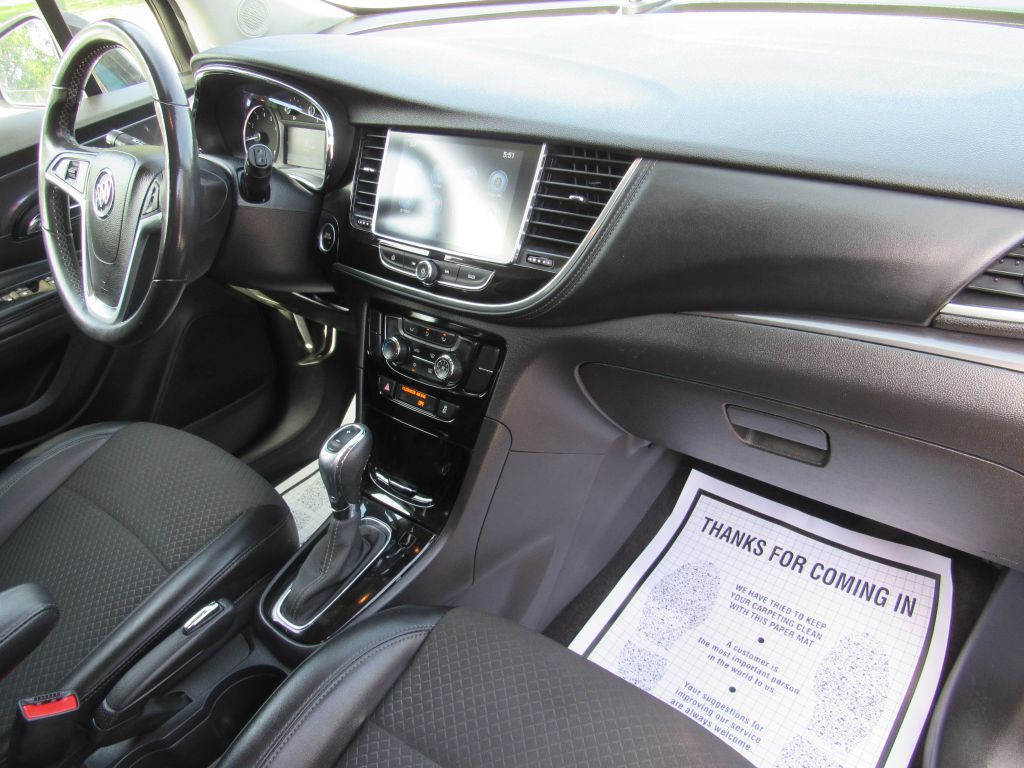 2021 Buick Enclave Image 21